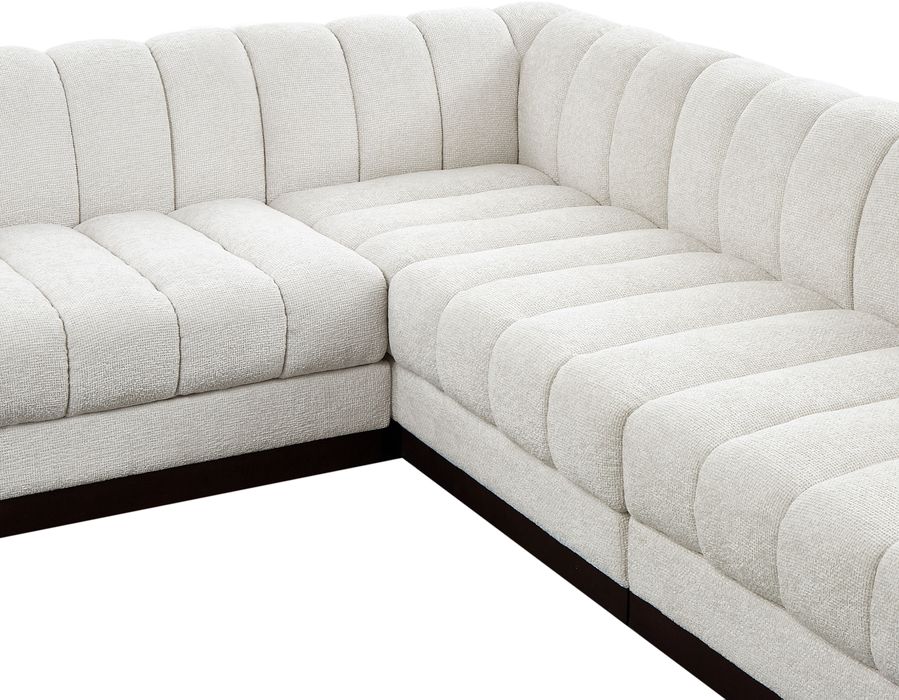 Meridian Furniture - Quinn 101" Cream Chenille Fabric Upholstered 5pc. Sectional - 124Cream-Sec5C - GreatFurnitureDeal