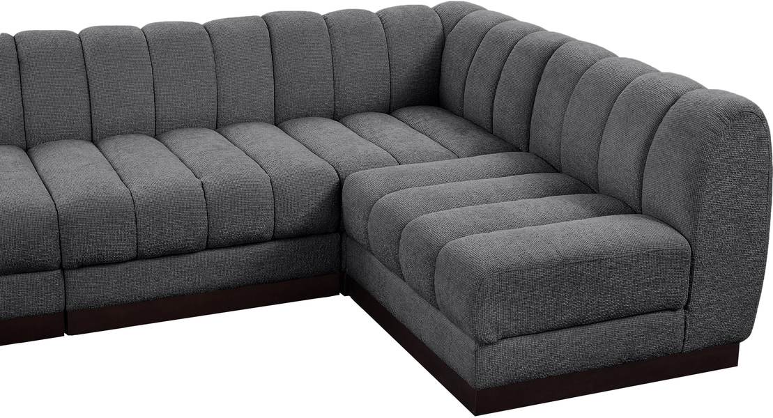 Meridian Furniture - Quinn 197" Grey Chenille Fabric Upholstered 7pc. Sectional - 124Grey-Sec7B - GreatFurnitureDeal