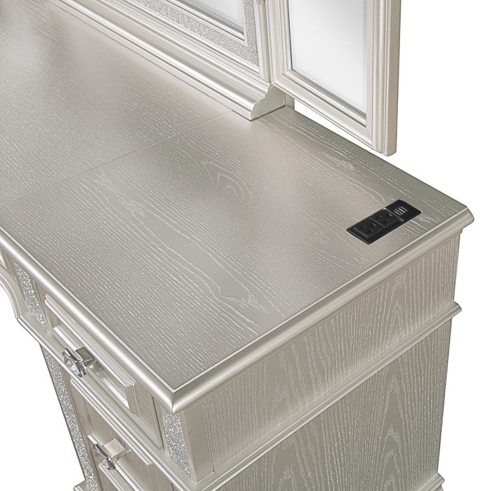 Coaster Furniture - Evangeline 4-Drawer Vanity Set with Stool in Silver Oak - 223397-SET - GreatFurnitureDeal