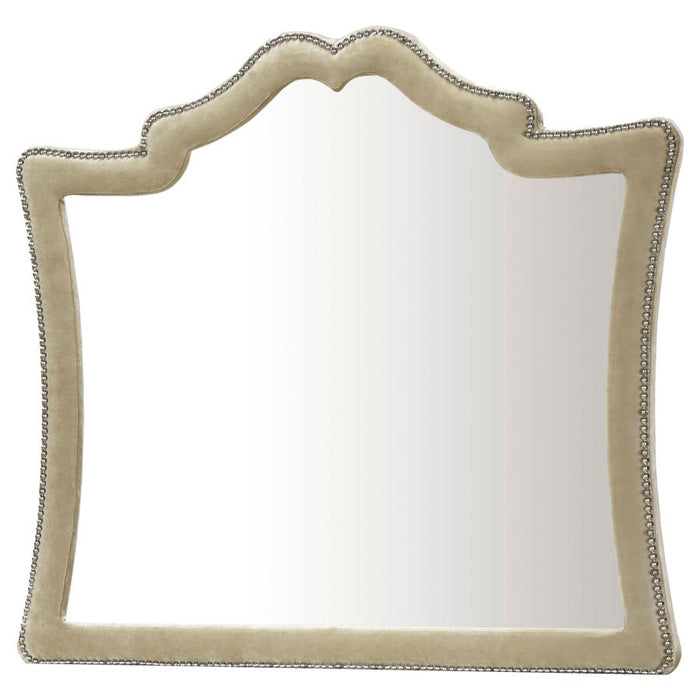 Coaster Furniture - Antonella 5-Piece California King Bedroom Set Ivory - 223521KW-S5 - GreatFurnitureDeal