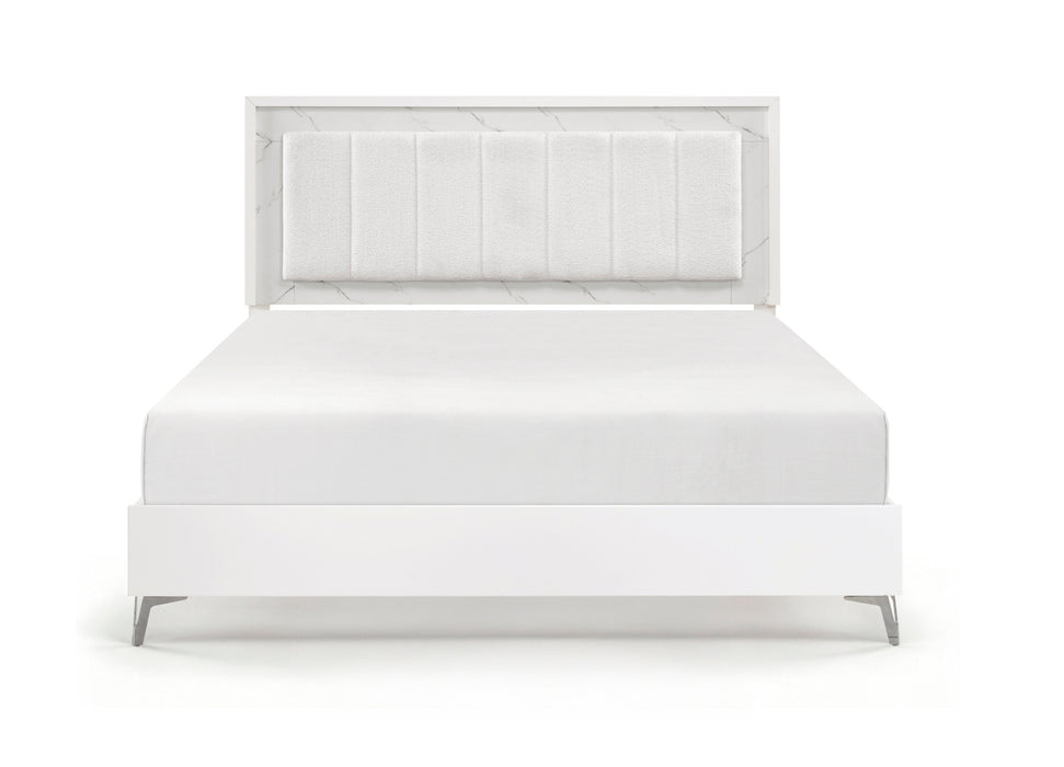 Homelegance - Ripple California King Bed in High Gloss White - 2457K-1CK*