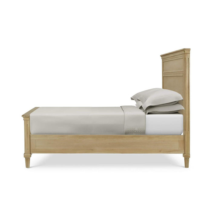 Bramble - Hayward Queen Bed in Fruitwood - 28574FRW-----