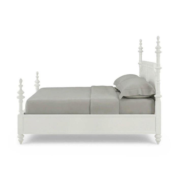 Bramble - Savannah King Bed in True White (* adjustable posters) - 29178TRW-----