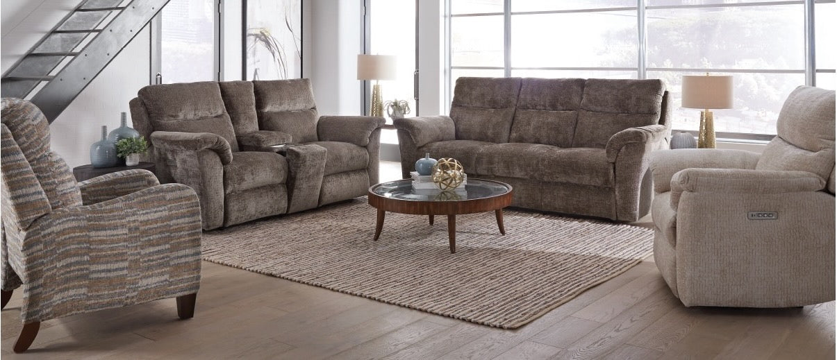 Southern Motion - 367 Birmingham Triple Power Loveseat with Console - 367-86P-MTO - GreatFurnitureDeal