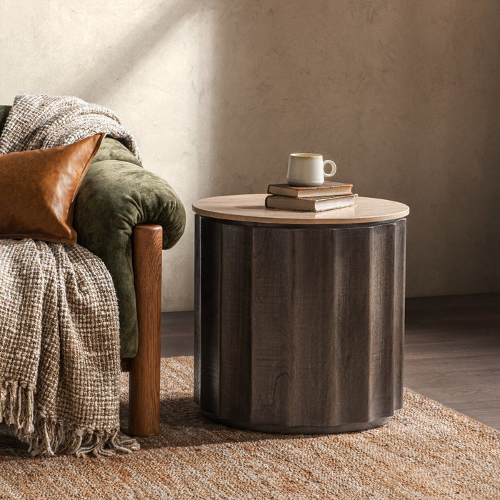 Classic Home - Baylee End Table in Cocoa Brown - 51012167