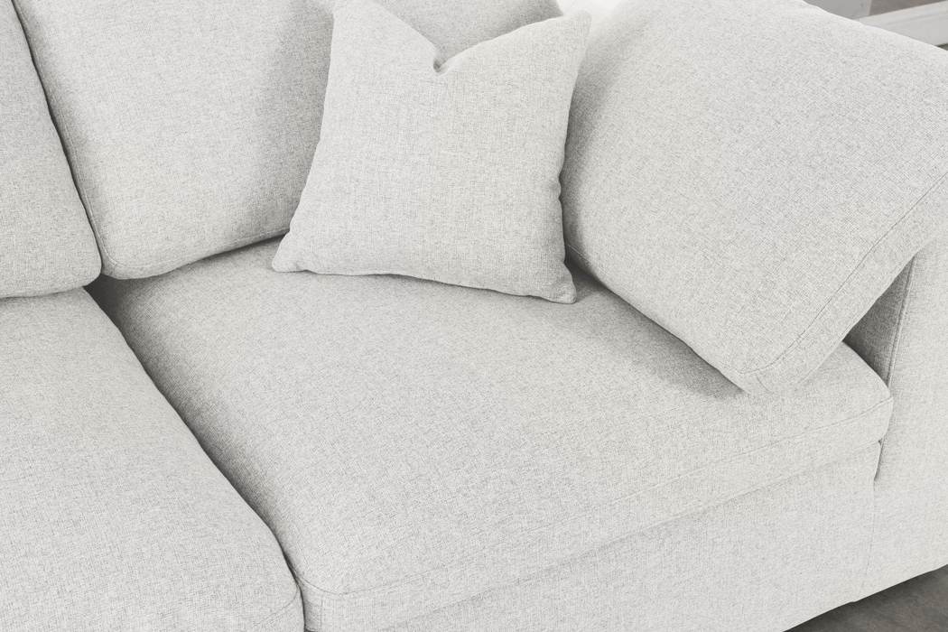Meridian Furniture - Serene 158" Cream Linen Textured Fabric Upholstered Deluxe Comfort 7pc. Sectional - 601Cream-Sec7A - GreatFurnitureDeal