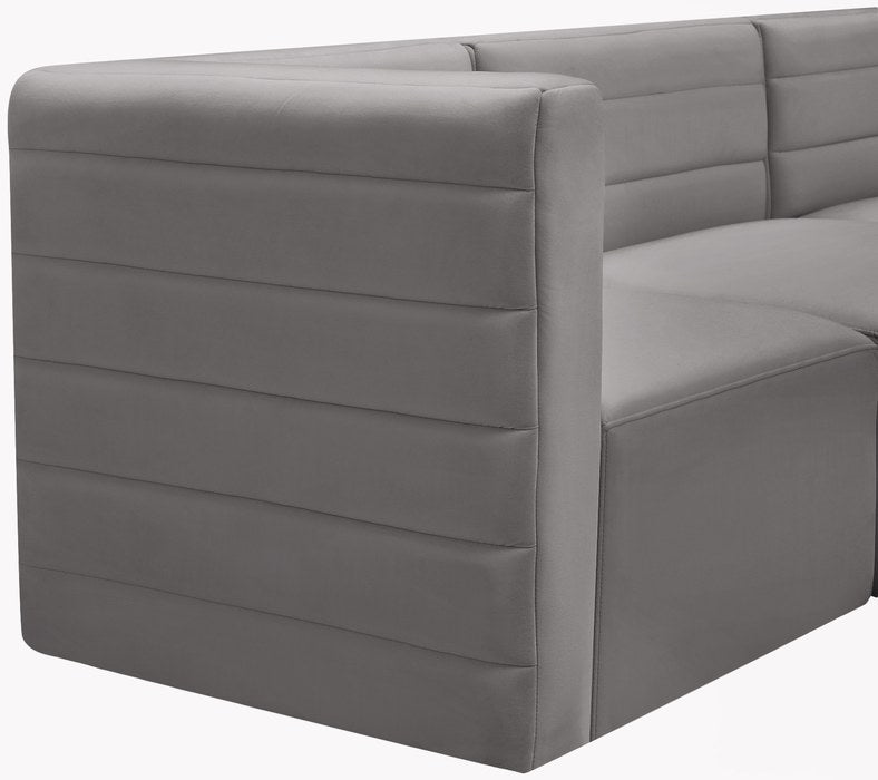 Meridian Furniture - Quincy 95" Grey Velvet Upholstered Comfort 5pc. Sectional - 677Grey-Sec5C - GreatFurnitureDeal