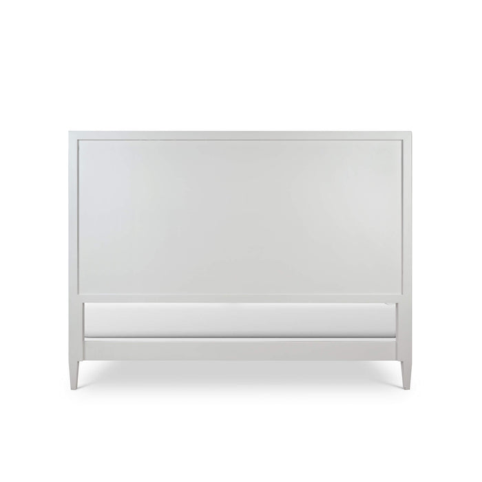 Bramble - Belgravia King Bed in True White w/ Arctic White Performance Fabric - 76553TRWSF204---- - GreatFurnitureDeal