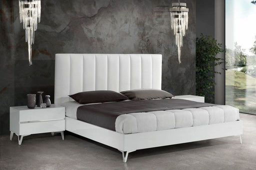 VIG Furniture - Nova Domus Angela - Italian Modern White Eco Leather Bed w/ Nightstands - VGACANGELA-SET-NOWINGS-EK - GreatFurnitureDeal