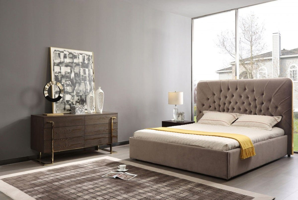 VIG Furniture - Modrest Moontide Glam Beige Velvet and Brushed Brass Queen Bedroom Set - VGVCBD1922-19-BED-SET-Q - GreatFurnitureDeal