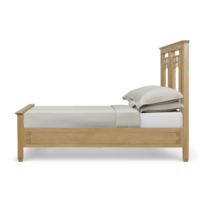 Bramble - Knightsbridge Queen Bed in Fruitwood - 76835FRW-----