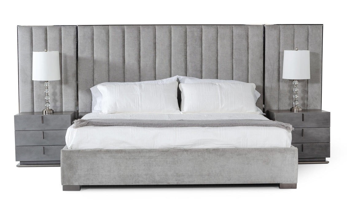 VIG Furniture - Modrest Buckley Modern Grey & Black Stainless Steel Califonia King Bed w/ Nightstands - VGVC2003-BED-CK - GreatFurnitureDeal