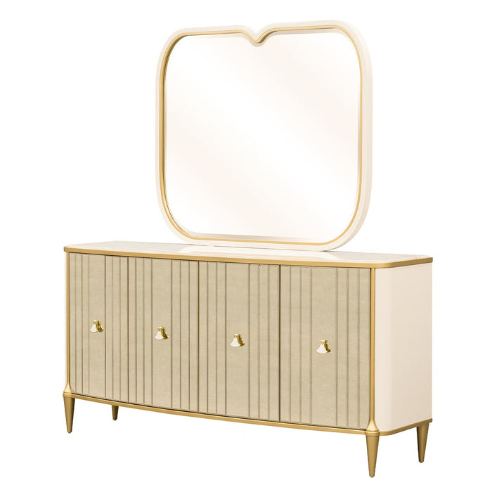 Scotts Square Dresser with Mirror