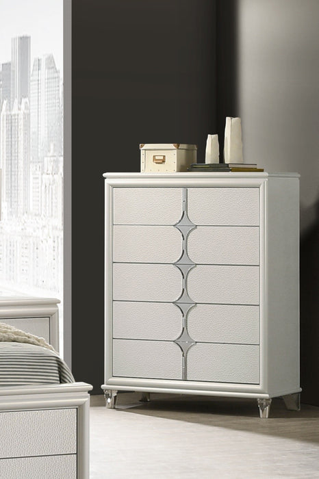 J&M Furniture - Bucharest Modern Chest - 19994-C - GreatFurnitureDeal