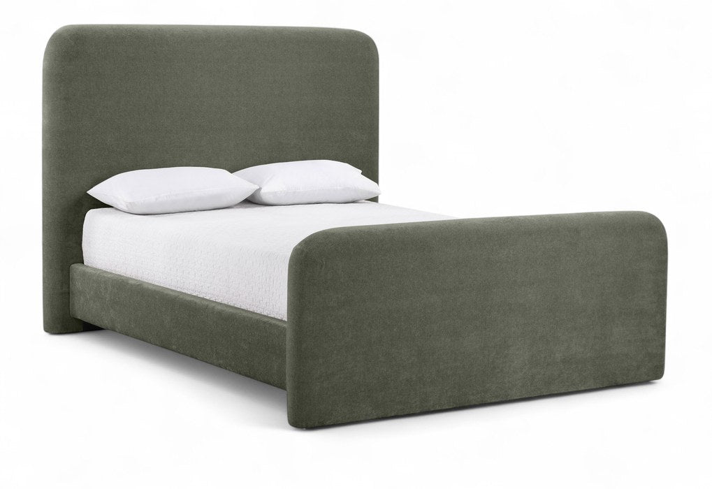 Meridian Furniture - Fira Green Chenille Fabric Upholstered Queen Bed - B1222Green-Q - GreatFurnitureDeal