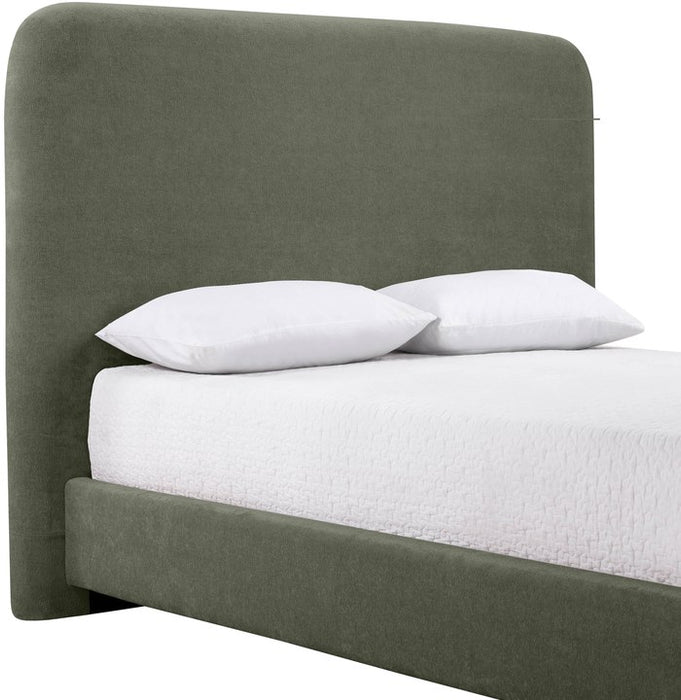 Meridian Furniture - Fira Green Chenille Fabric Upholstered Queen Bed - B1222Green-Q - GreatFurnitureDeal