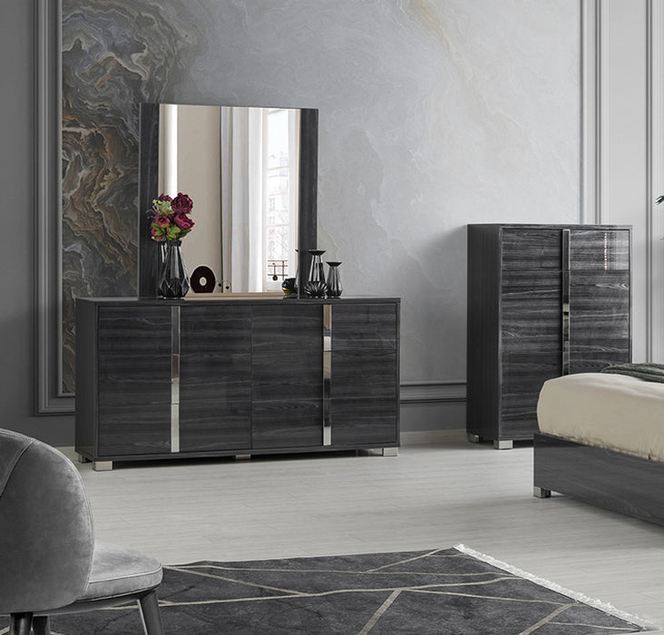 J&M Furniture - Giulia 6 Piece Gloss Grey Queen Bedroom Set - 103-Q-6SET-GLOSS GREY - GreatFurnitureDeal