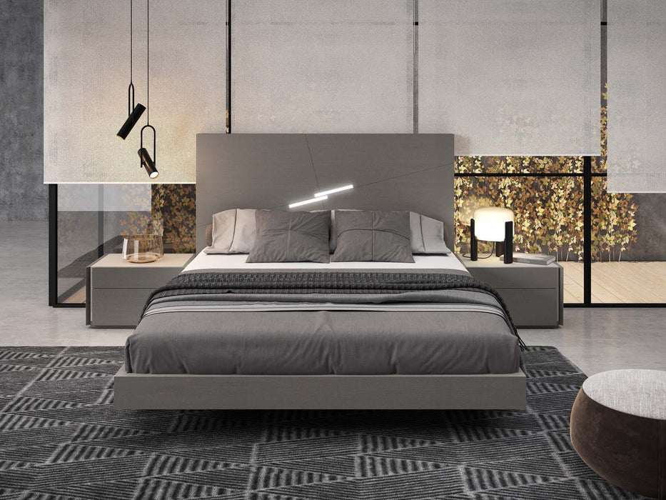 J&M Furniture - Faro Grey 3 Piece Eastern King Premium Bedroom Set - 17868-EK-3SET-GREY - GreatFurnitureDeal