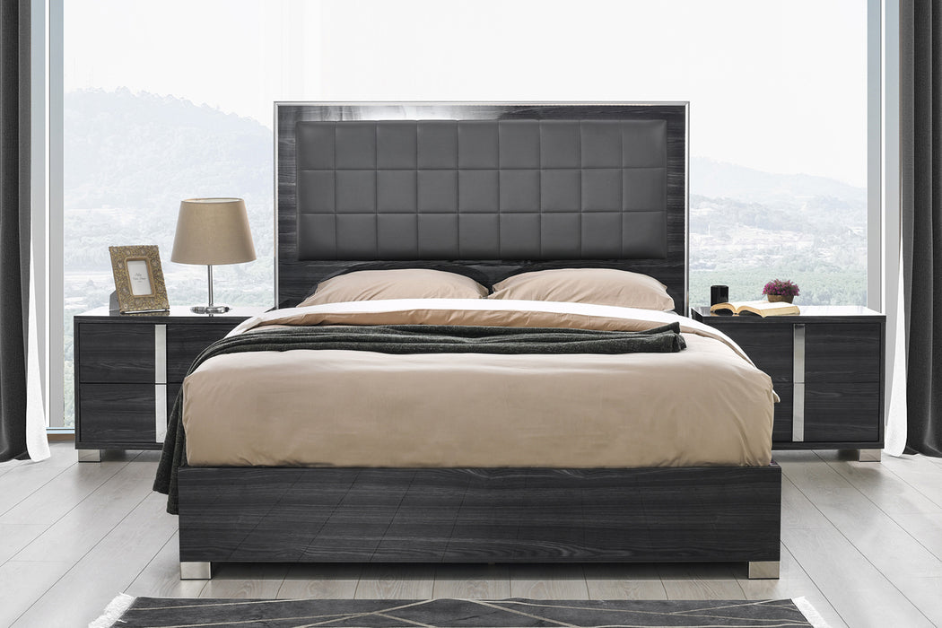 J&M Furniture - Giulia 3 Piece Gloss Grey Eastern King Bedroom Set - 103-EK-3SET-GLOSS GREY - GreatFurnitureDeal
