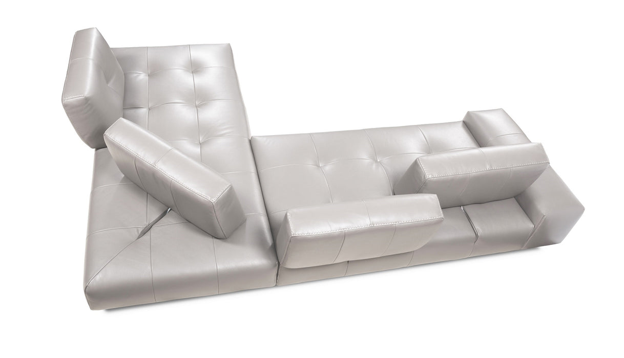 J&M Furniture - I763 Italian Leather RHF Sectional Sofa in Silver Grey - 17477-RHF