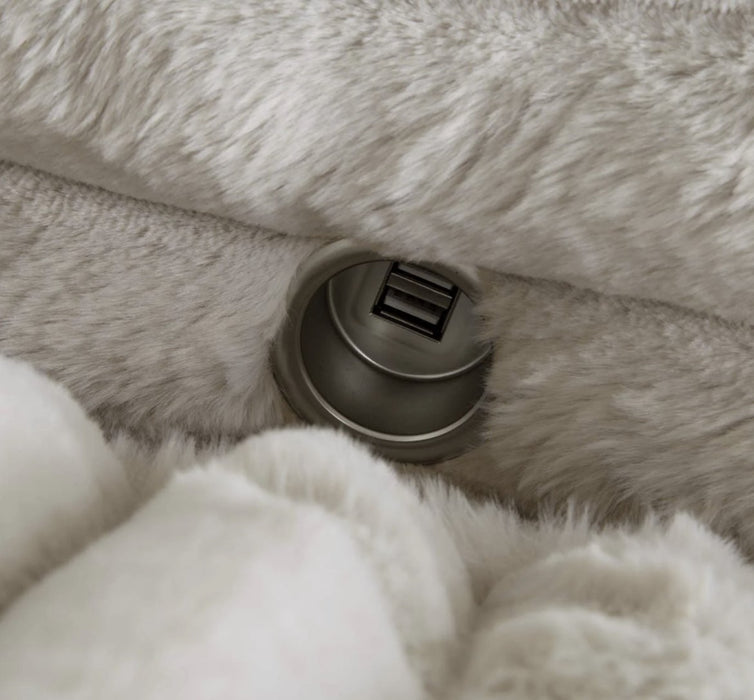 Franklin Furniture - Ashley Furniture - Southern Motion - Replacement Console Silver Round Dual USB Charger - KDDY061A-001 - GreatFurnitureDeal