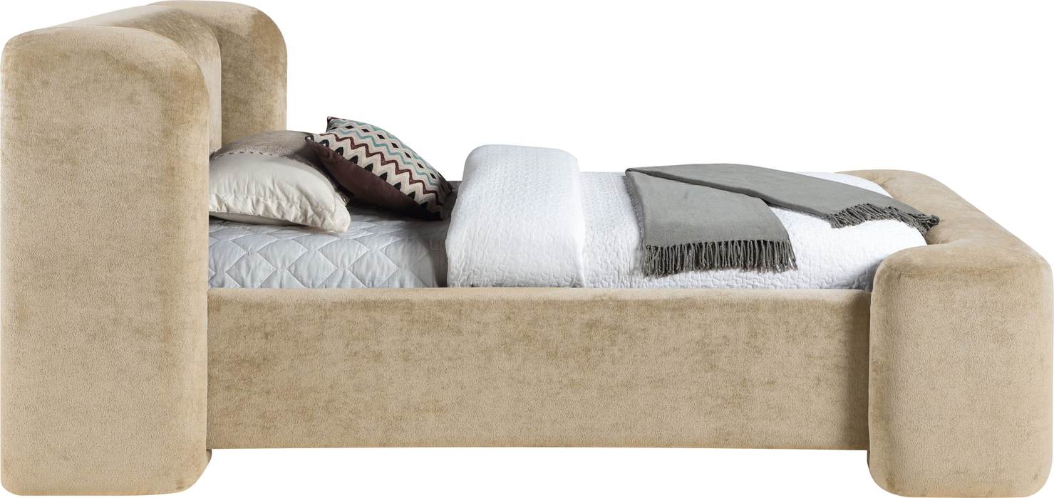 Meridian Furniture - Modena Beige Chenille Fabric Upholstered Twin Bed - ModenaBeige-T - GreatFurnitureDeal
