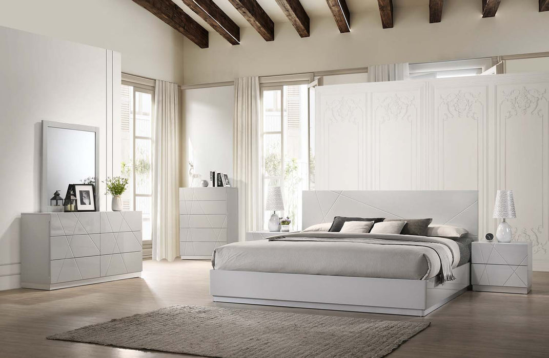 J&M Furniture - Naples Grey Lacquered 6 Piece Eastern King Platform Bedroom Set - 17686-EK-6SET-GREY LACQUERED