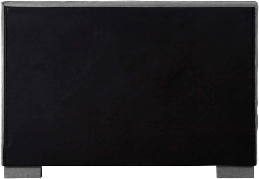 Meridian Furniture - Paxton Grey Chenille Fabric Upholstered King Bed (3 Boxes) - PaxtonGrey-K - GreatFurnitureDeal