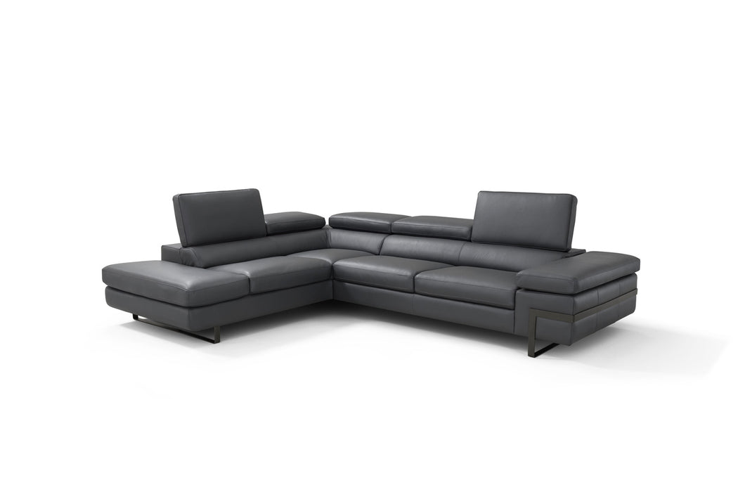 J&M Furniture - Rimini Italian Leather RHF Sectional Sofa in Dark Grey (I867) - 17775-RHF