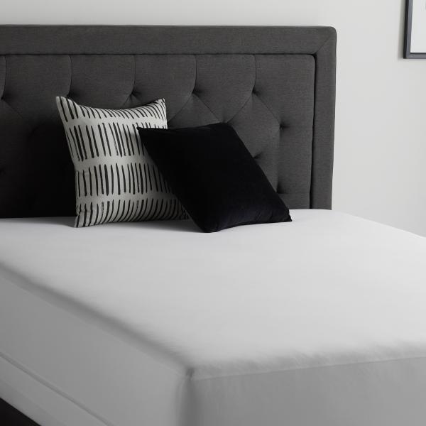 Malouf - Encase™ 360° Mattress Protector - GreatFurnitureDeal
