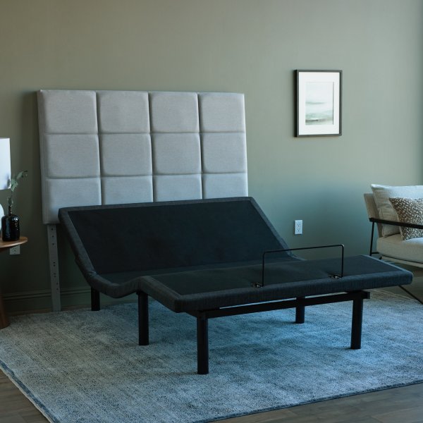 Malouf - M555 Cal King Smart Adjustable Bed Base - STMAM555CKAB - GreatFurnitureDeal