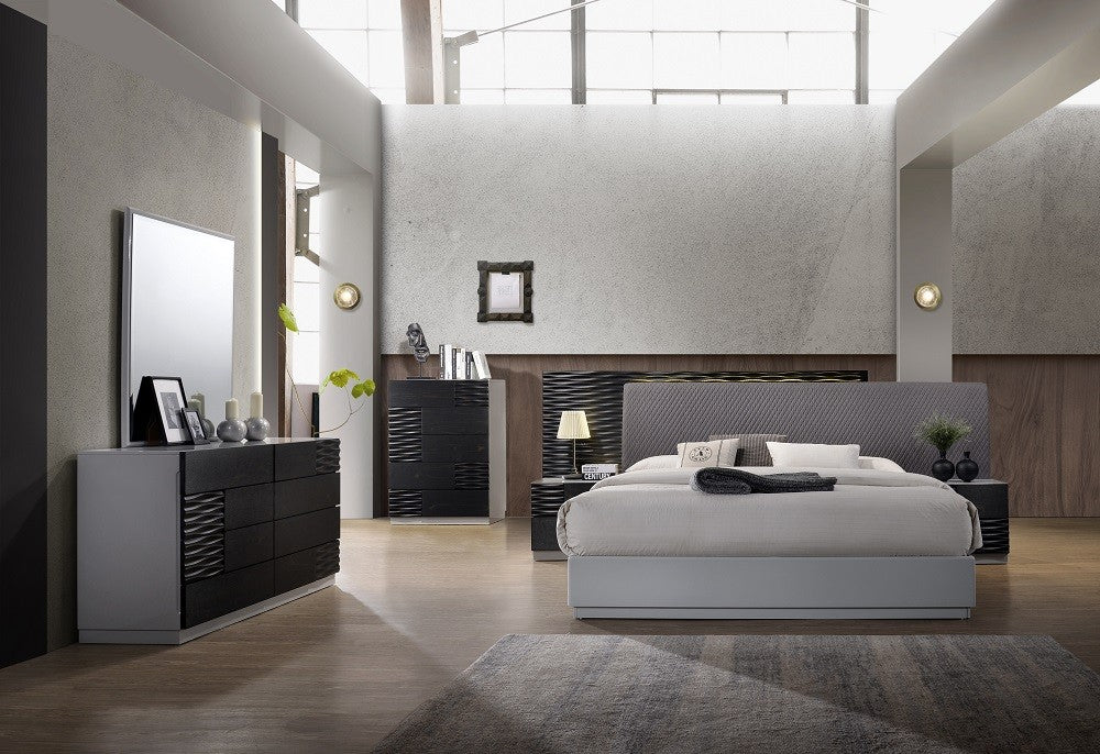 J&M Furniture - Tribeca Black and Grey Gloss 5 Piece Queen Modern Bedroom Set - 18869-Q-5SET-BLACK-GREY