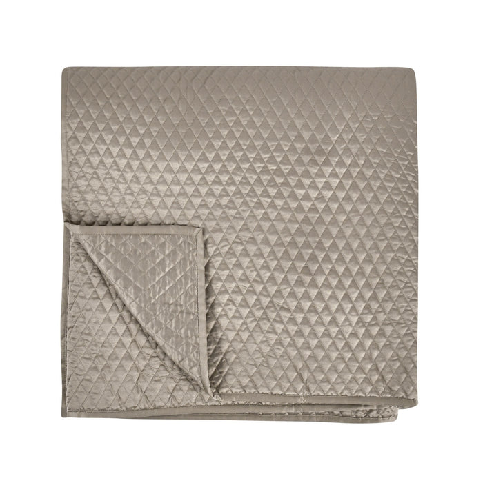 Villa By Classic Home - Diamond Pebble King Quilt - V022377 - GreatFurnitureDeal