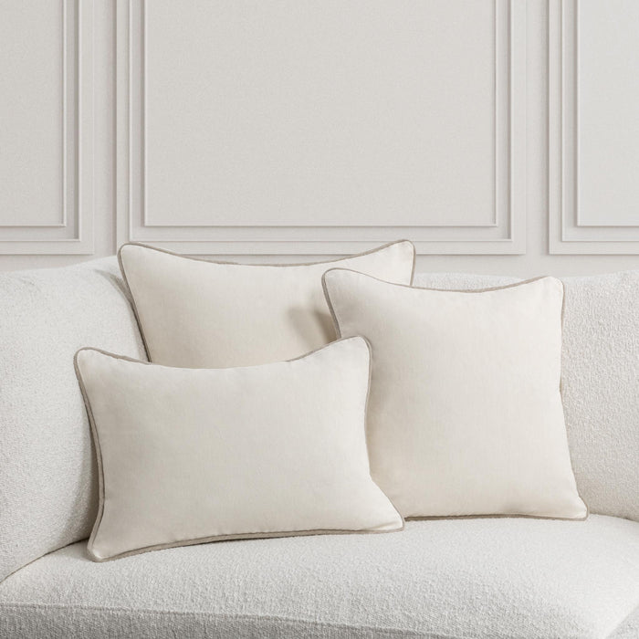 Classic Home - SLD Heirloom Velvet Pillow in Ivory 18x18 -Set of 2- V150764