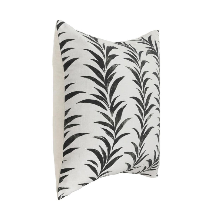 Villa By Classic Home - RO Alula Black/White 22 x 22 Pillows (Set of 2) - V300079 - GreatFurnitureDeal