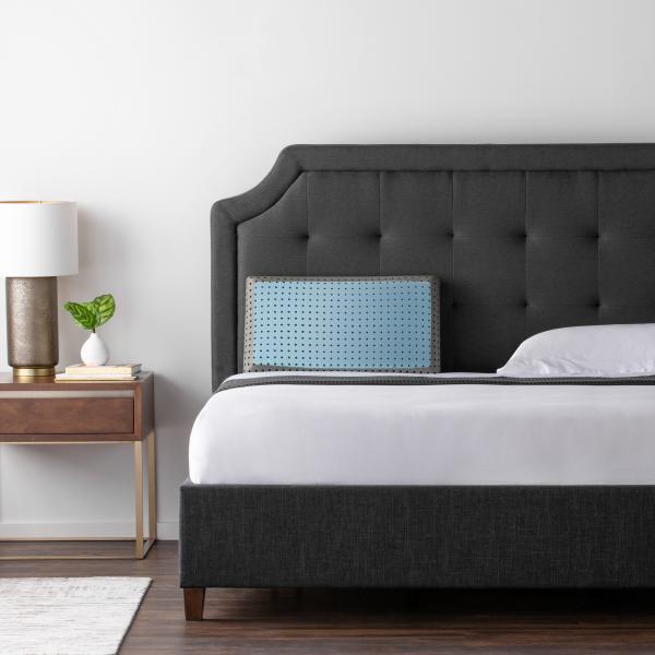 Malouf - Carboncool® + Omniphase® LT Pillow - GreatFurnitureDeal