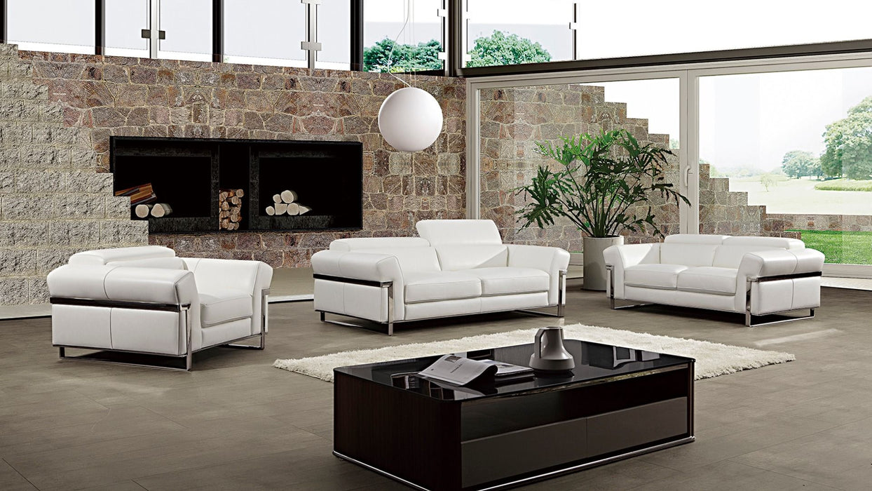 American Eagle Furniture - EK012 White Italian Full Leather Chair - EK012-W-CHR