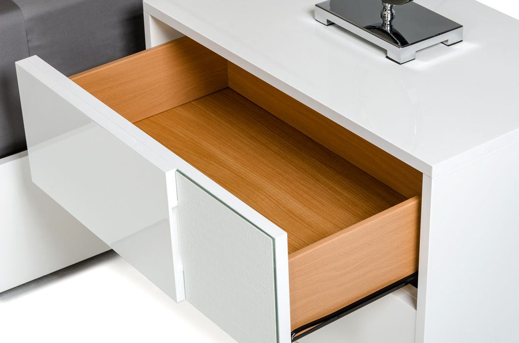 VIG Furniture - Modrest Monza Italian Modern White Nightstand - VGACMONZA-NS - GreatFurnitureDeal