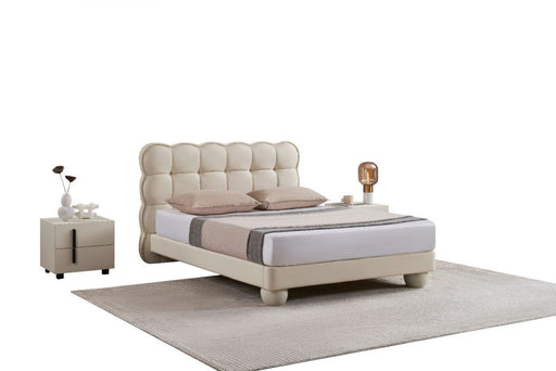 American Eagle Furniture - B-D083 Off White Synthetic Leather Full Sized Bed - B-D083-W-F - GreatFurnitureDeal