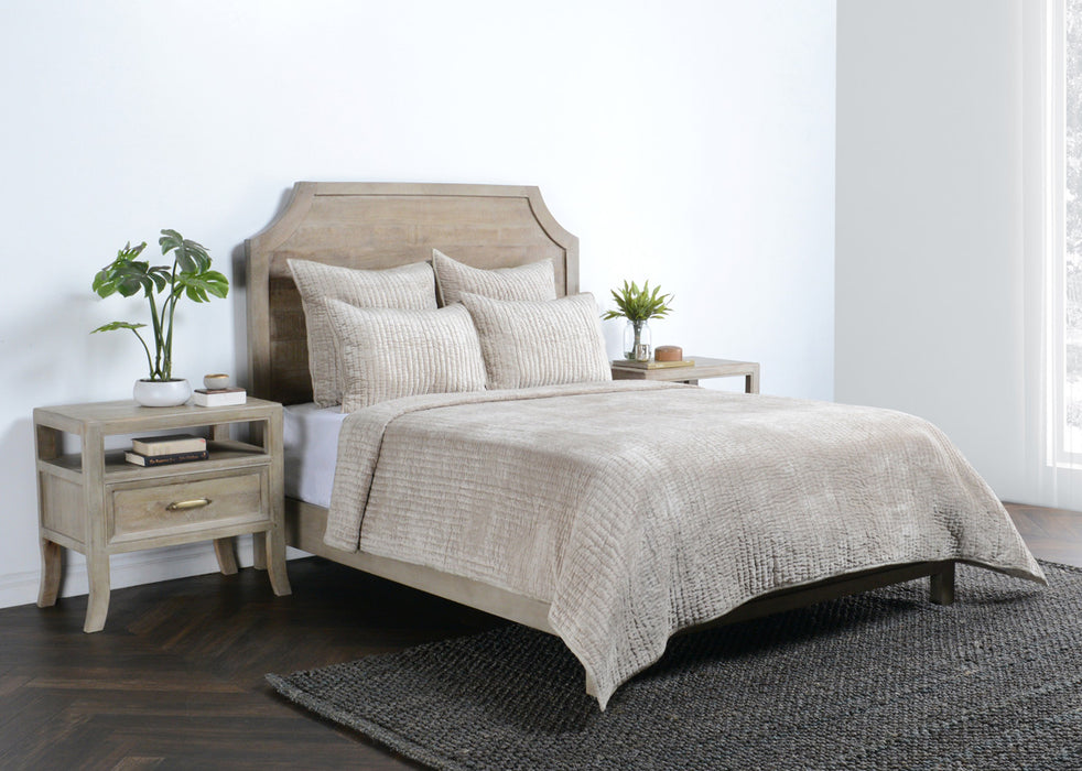 Classic Home Furniture - Bari Velvet Pebble 3pc Queen Quilt Set- BEDQ422Q
