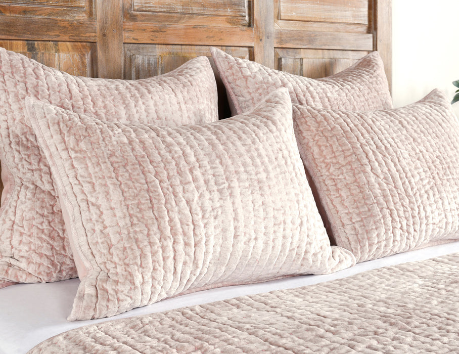 Classic Home Furniture - Bari Velvet Bliss Pink 3pc Queen Quilt Set - BEDQ520Q - GreatFurnitureDeal