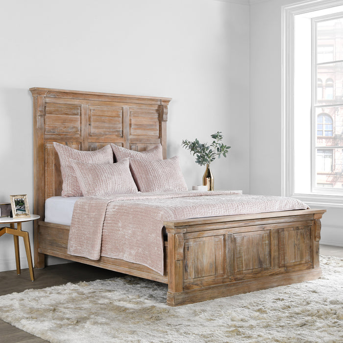 Classic Home Furniture - Bari Velvet Bliss Pink 3pc Queen Quilt Set - BEDQ520Q