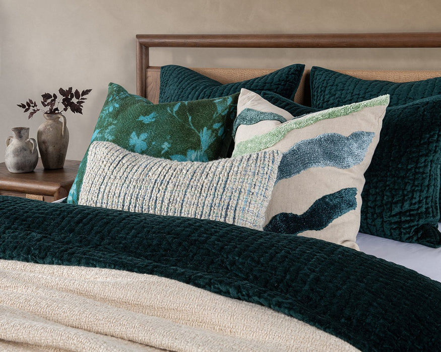 Classic Home Furniture - Bari Velvet Emerald 3pc Queen Quilt Set - BEDQ537Q - GreatFurnitureDeal