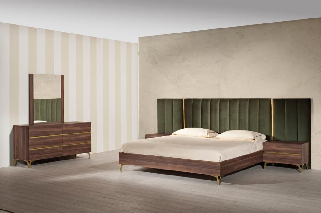 VIG Furniture - Nova Domus Calabria Modern Walnut & Green Velvet Bed & Nightstands - VGACCALABRIA-BED-Q - GreatFurnitureDeal