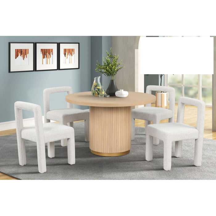 Mariano Furniture - CD040 - Round Dining Table in Light Oak - BM-CD040T - GreatFurnitureDeal