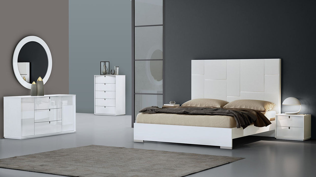 American Eagle Furniture - P110 White Lacquer Finish California King Bed-B-P110-CK - GreatFurnitureDeal