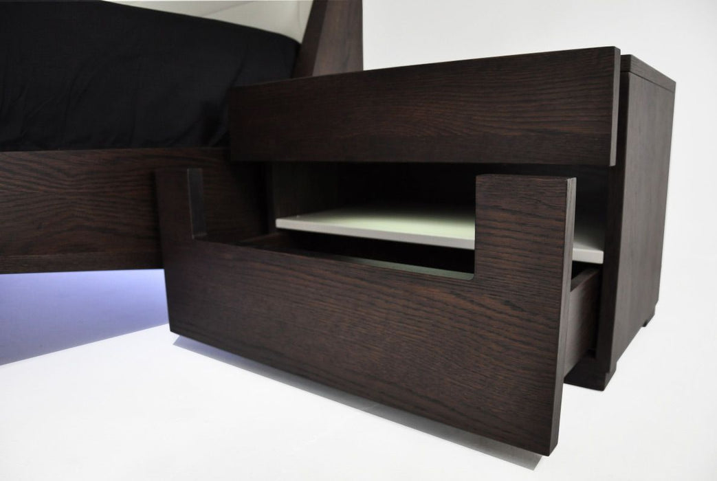 VIG Furniture - Ceres Modern Brown Oak and Grey Nightstand - VGWCCG05-WNG - GreatFurnitureDeal