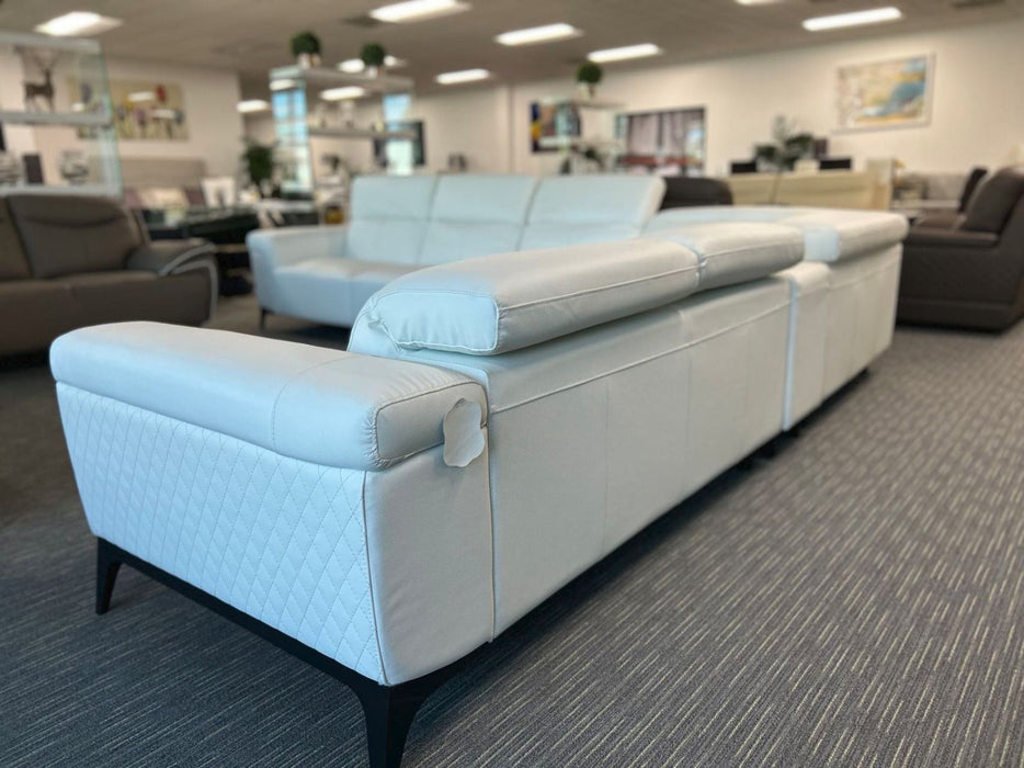American Eagle Furniture - EK-L095 5-Piece Sectional Sofa in White - EK-L095M-W - GreatFurnitureDeal