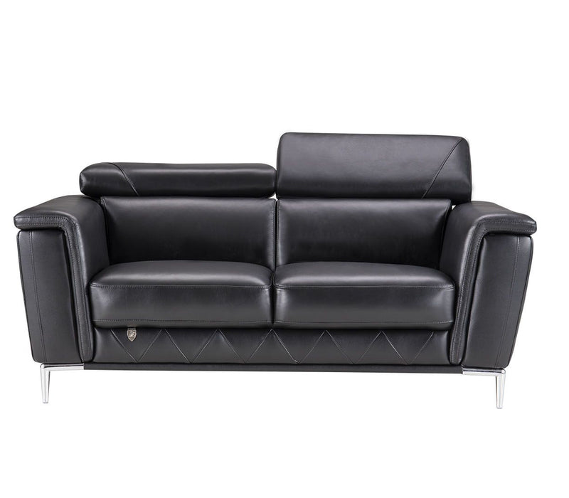 American Eagle Furniture - EK071 Black Italian Leather Loveseat - EK071-BK-LS