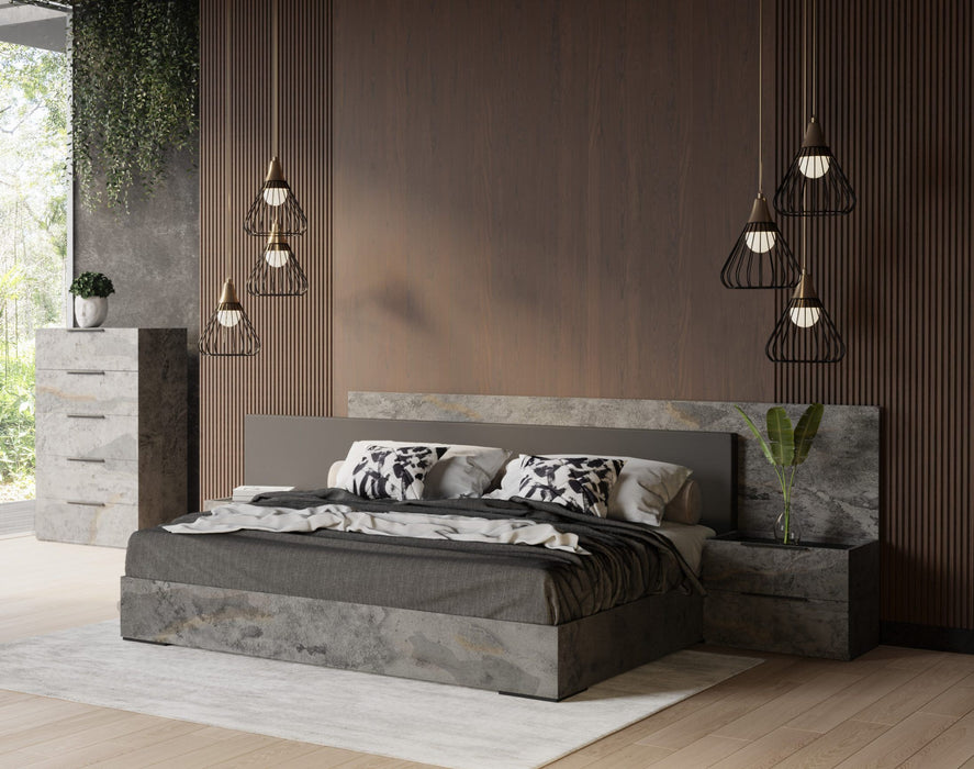 VIG Furniture - Nova Domus Ferrara Modern Volcano Oxide Grey Queen Bed with Nightstands - VGACFERRARA-BED-2NS-SET-Q